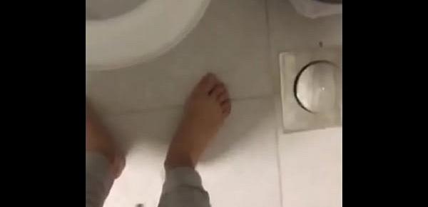  Young egypt twink cumming in bathroom